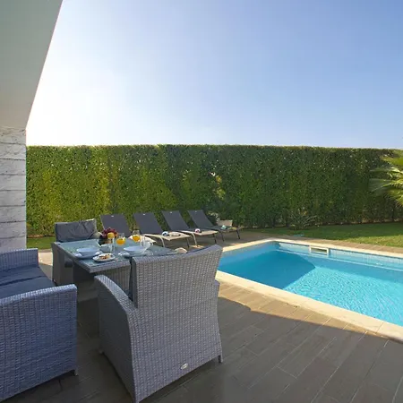 Villa Pires - Vip By Interhome *