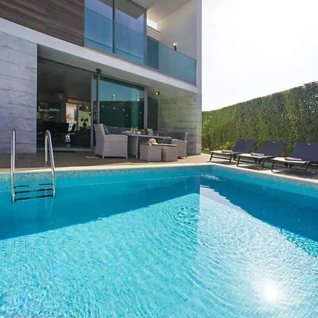 Pires - Vip By Interhome * Albufeira