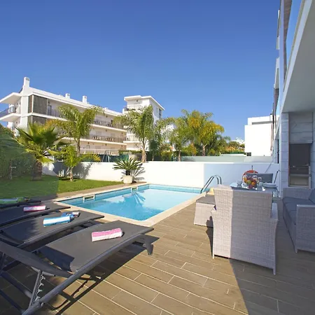 Pires - Vip By Interhome Vila